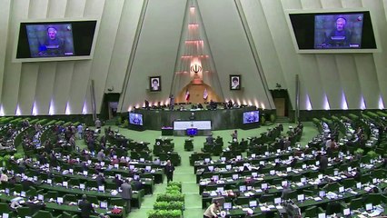 Legislativas têm desistências no Irã