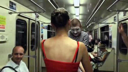 Так классно! Побольше бы таких мужчин