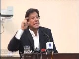 Imran Khan in a funny mood while giving lecture to students of the University of Peshawar Today!