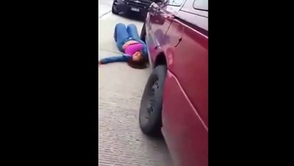 Чёрная женщина под спайсом Наркотик для девушки оказался тяжелым