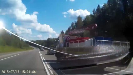 Лихач на ауди двойной обгон