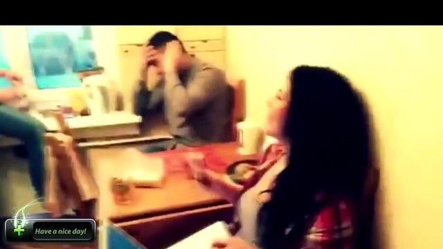 Seksi [Vine] komik kısa videolar. Birkaç saniye lol.