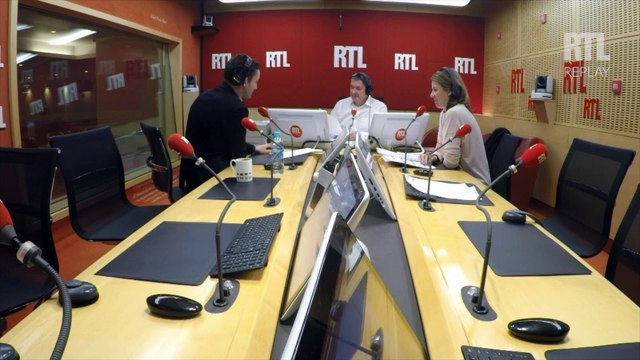 Front national : Avec son blog, Marine Le Pen tente l'extrême dédiabolisation , analyse Olivier Bost