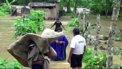 Impressionnantes inondations au sud du Pérou