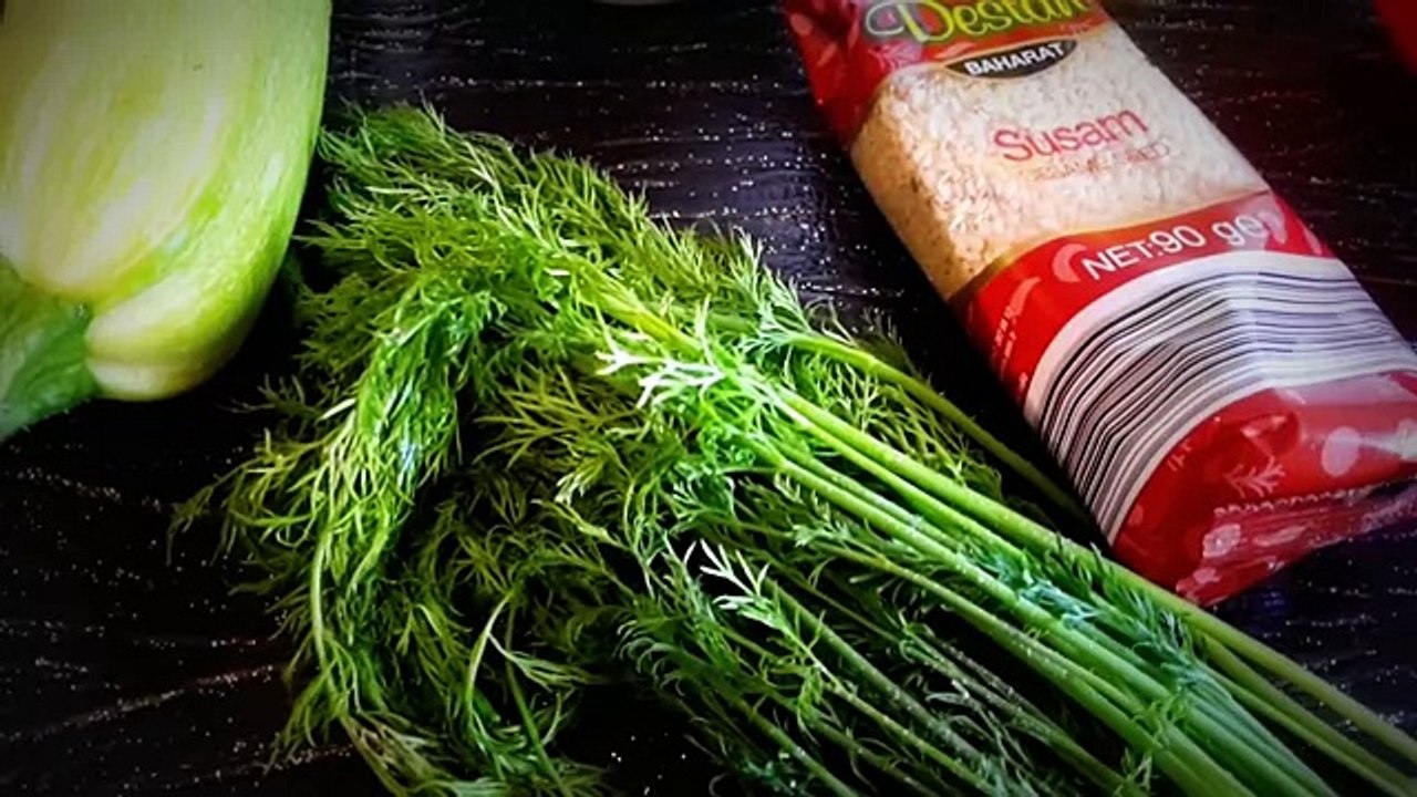 Пирог из кабачка ( Kabaklı kek)