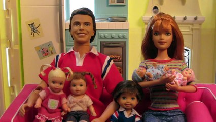 S3 E4 One Direction Comes Over | The Barbie Happy Family Show