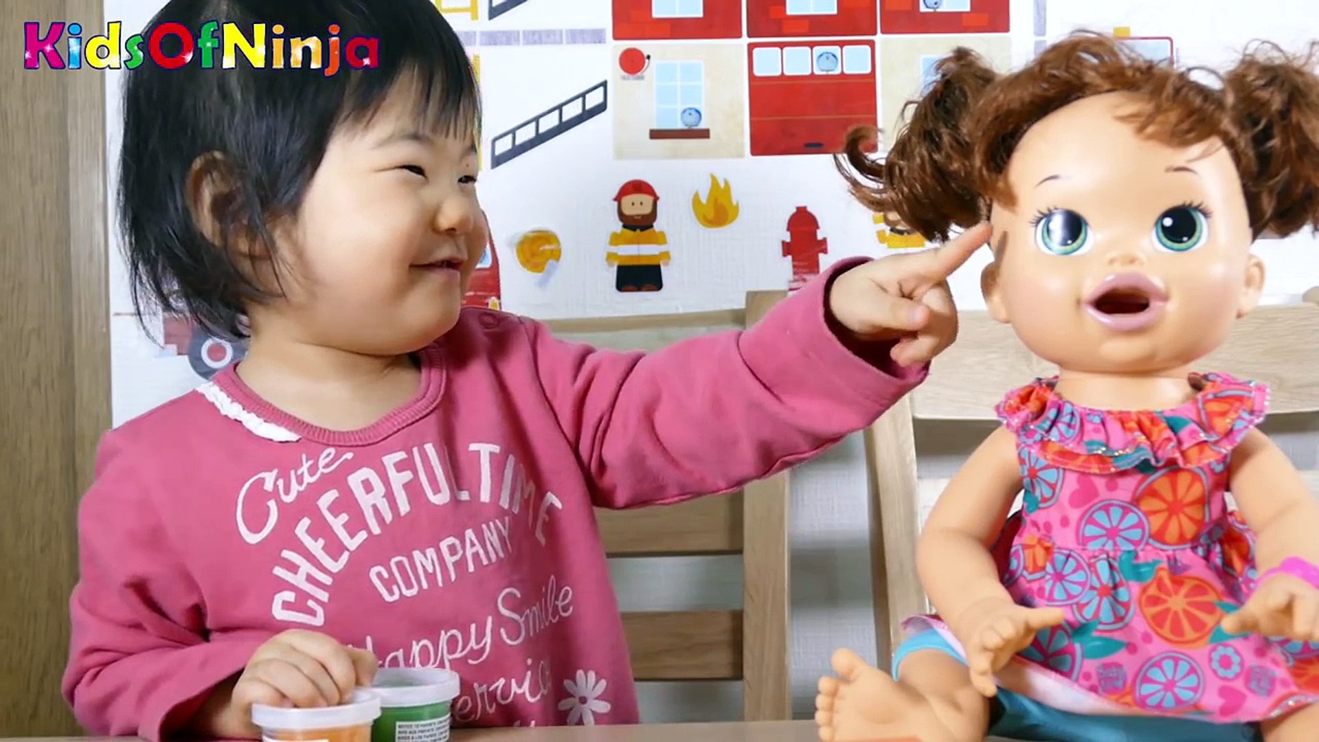 Baby Alive Doll ベビーアライブ おままごと 人形遊び ねんど遊び アンパンマンジュース Play Doh Snackin Sara Kids Toys Review Video Dailymotion