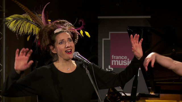 Les Sea Girls interprètent Faire pipi sur le gazon I Le Live de la matinale