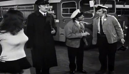 On The Buses: Series 2 - Episode - 6 - Bon Voyage - Part 1