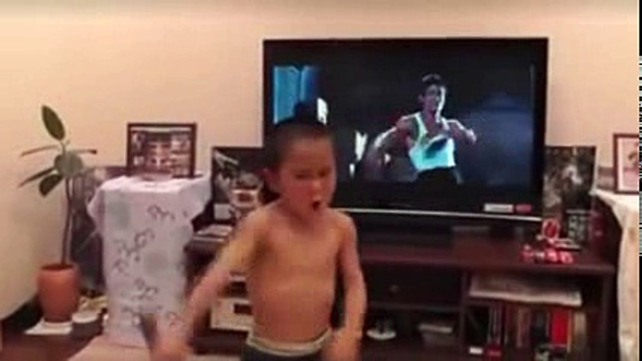 بروسلي يعود من جديد !