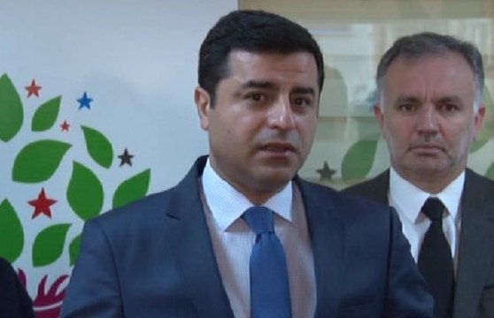 Demirtaş: TAK’ın canlı bomba eylemlerini doğru bulmuyoruz, kınıyoruz