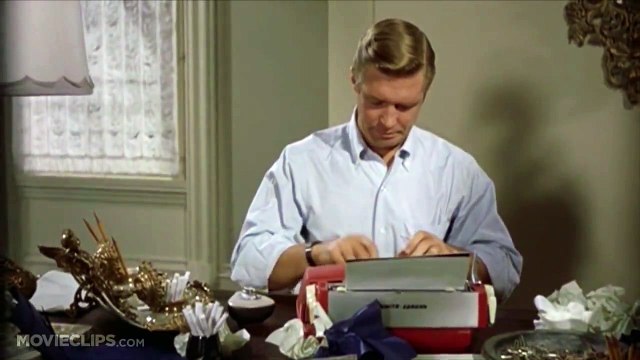 Breakfast at Tiffanys (3/9) Movie CLIP - Moon River (1961) HD