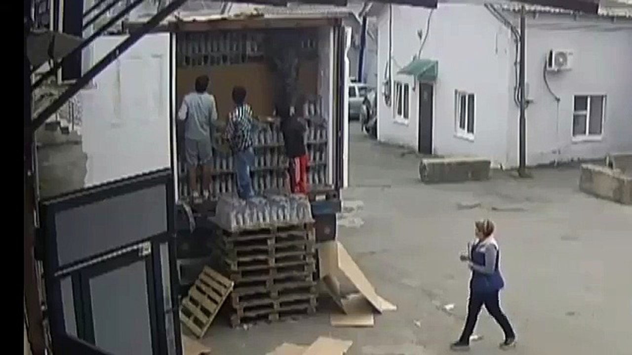 25 Saniyede İşten Kovulmak..