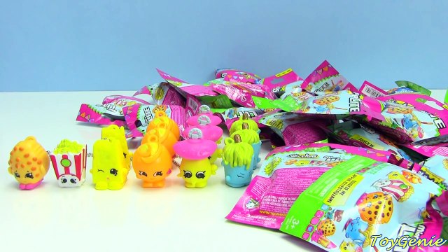 Shopkins Micro LITE Blind Bags with Fluffy Baby Dum Mee Mee