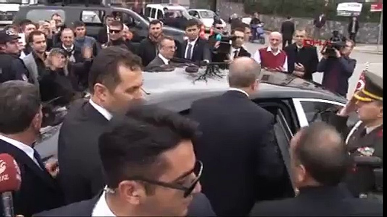 Önce Tekbir Sonra Happy Birthday Reis