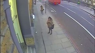 Des voleurs à scooter volent deux portables en 5 secondes