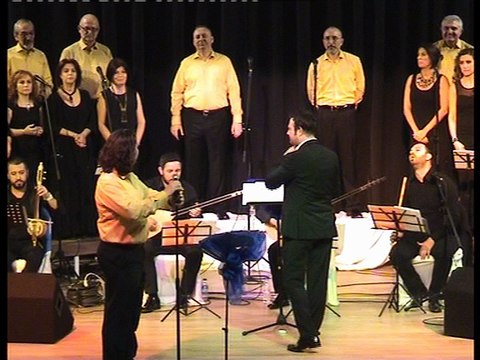 Bir İncecik Duman Tüter Bacadan - Necdet KARAGÜLLE