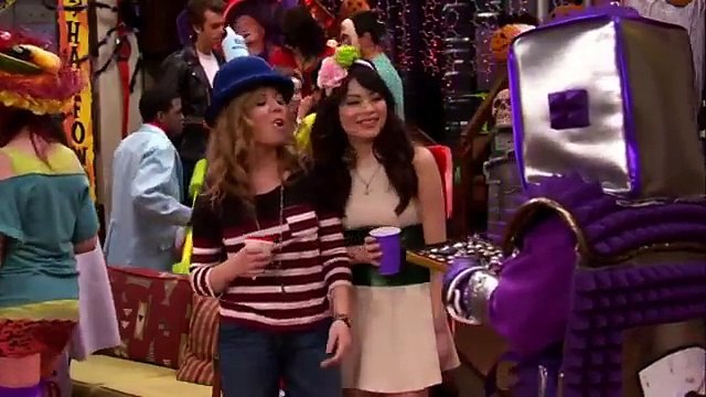 iCarly | La fête | NICKELODEON 4Teen