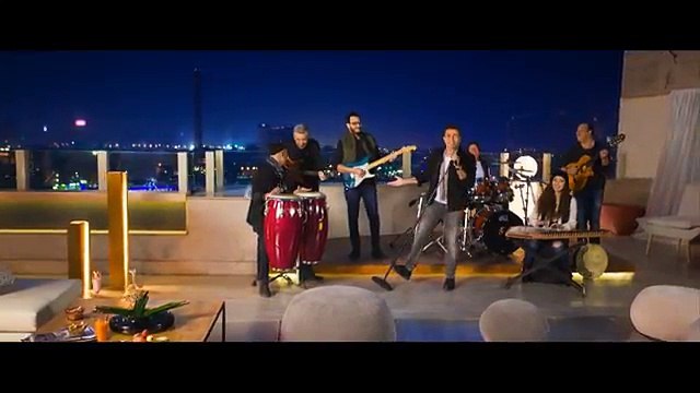 Amr Diab - Al Qahira -Cairo- (Ft. Mohamed Mounir عمرو دياب - القاهرة (مع محمد منير