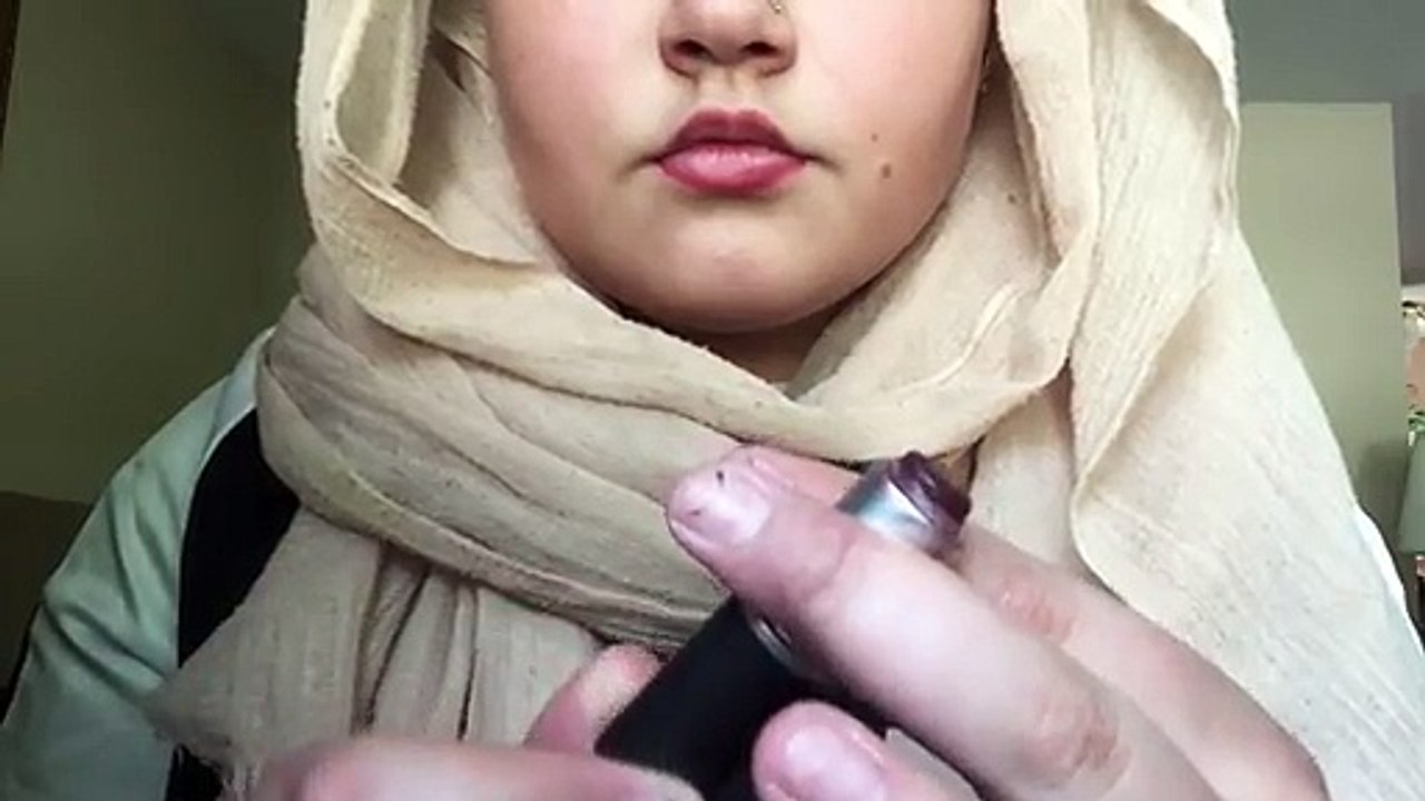 KYLIE JENNER LIP MAKEUP TUTORIAL♡ __ AmirahAlsu...