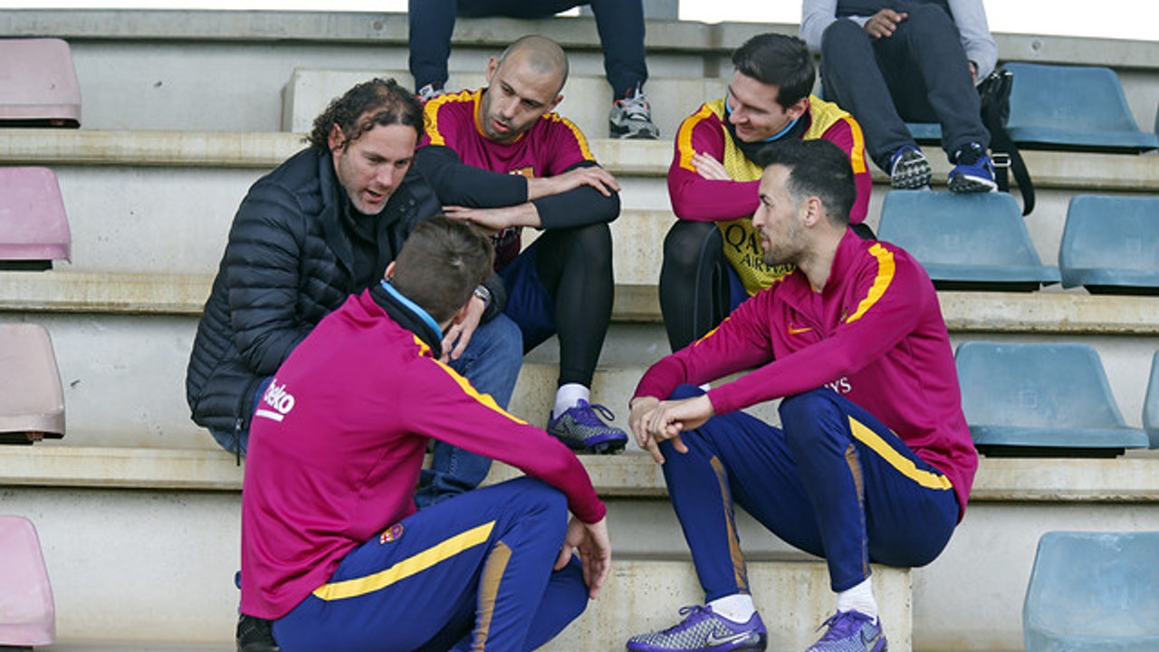 Gabi Milito: 'It's admirable what Barça are doing'