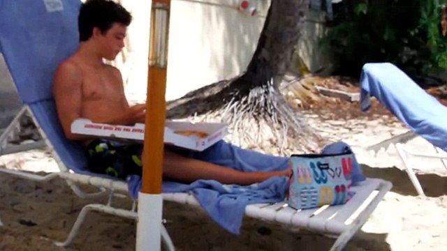 Животные пугают людей и наоборот