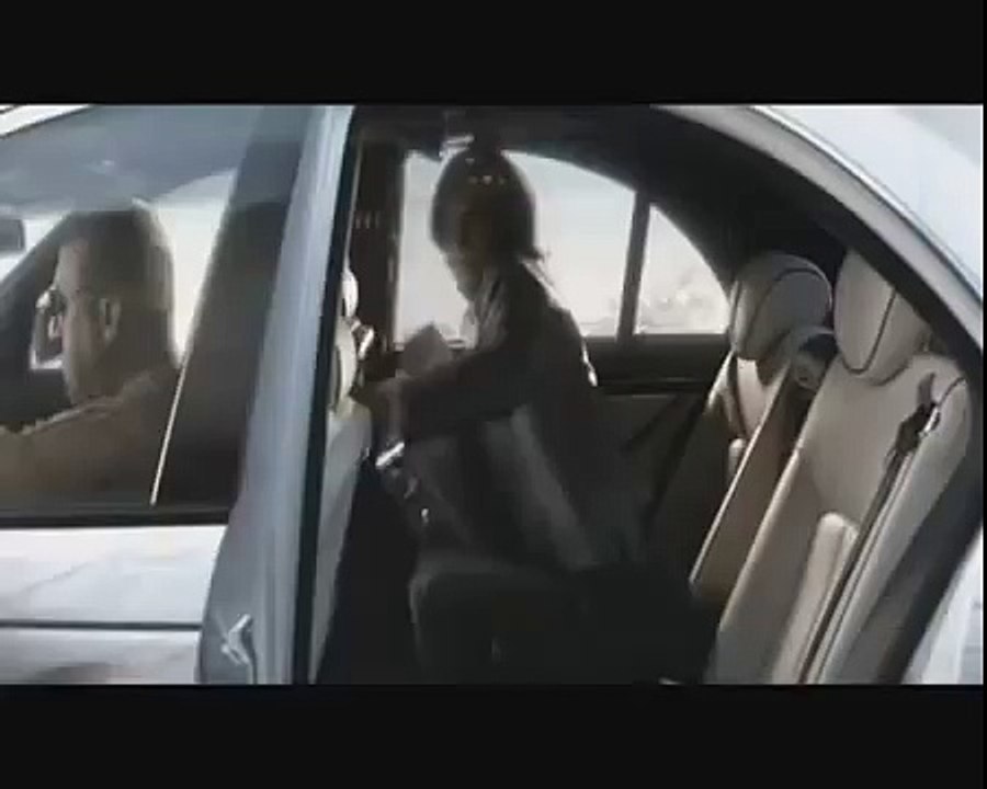Брюс Уиллис в рекламе банка Траст