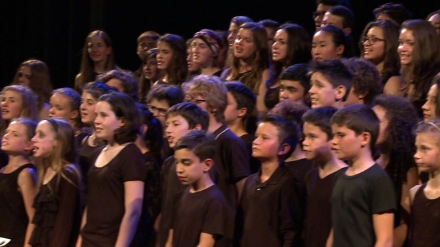 Teaser Bonus - Thriller M. Jackson / chorale du Collège REVERDY (Sablé sur Sarthe - Marc Leroy)