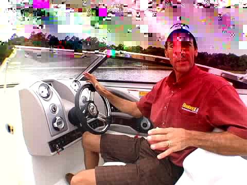 Larson LXi 238 - Helm