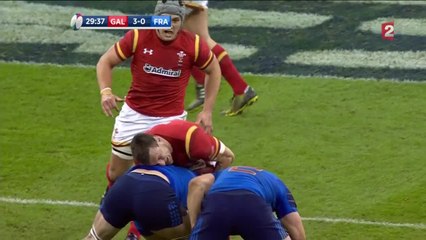 VIDEO. Pays de Galles-France : Warburton éteint brutalement Burban !