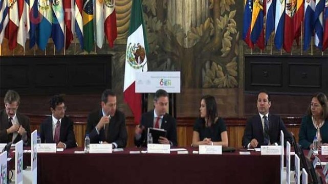 Federico Reyes Heroles | Escuelas al cien tiene muchas bondades