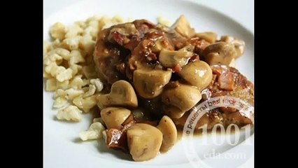 Капустные котлеты с грибным соусом