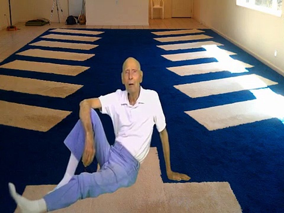 Introduction to Yogi Shalom at age 92