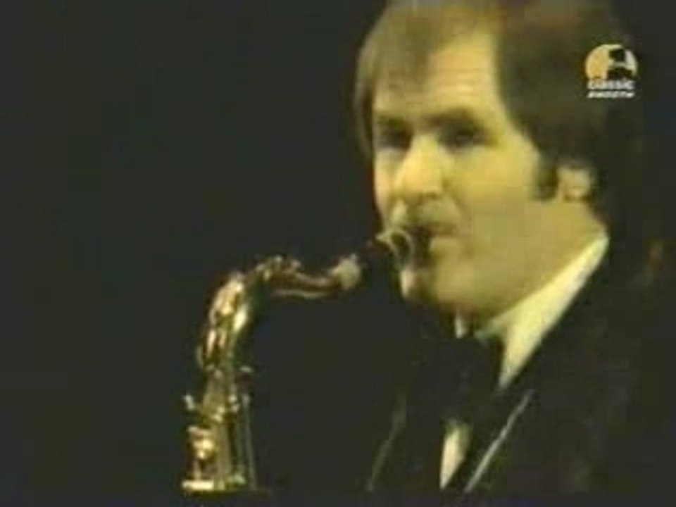 THE CARPENTERS - THERE'S A KIND OF HUSH 1976