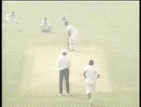 Irfan Pathan taking wickets in Ranji Troph]]\Good bowling by Irfan Pathan. Rare cricket