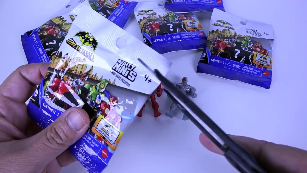 Batman Unlimited Mighty Minis - Series 1 [8 Blind Bags]