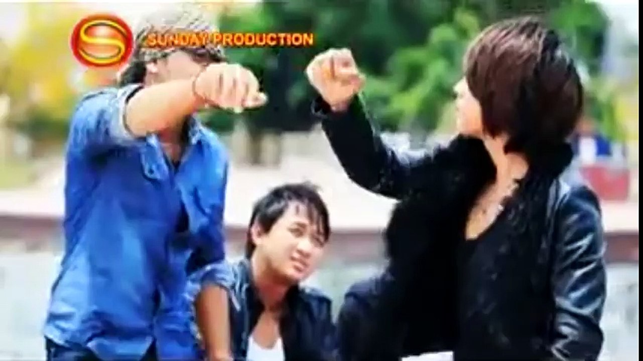 ---[Sunday VCD Vol 113] Keo Veasna - Jong Verl Rok Songsa Jas (Khmer MV) 2012