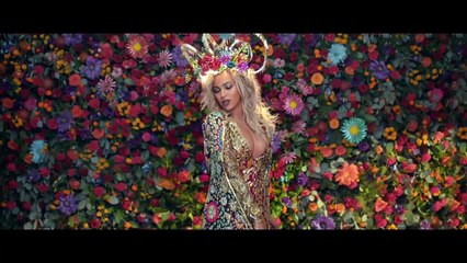 Beyonce STUNS In New Coldplay Music Video Hymn For The Weekend