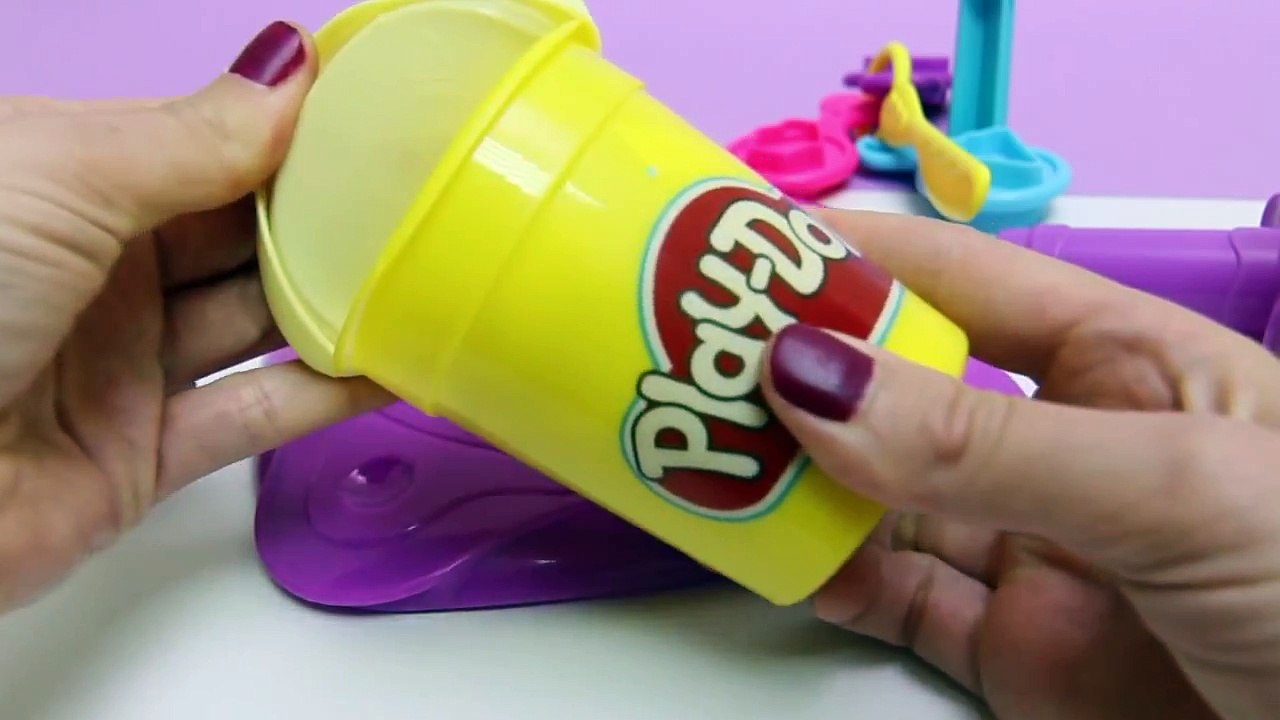 Play Doh Tupperware Cupcakes Playdough Desserts Cupcake Tower Baking Station Hasbro Toys