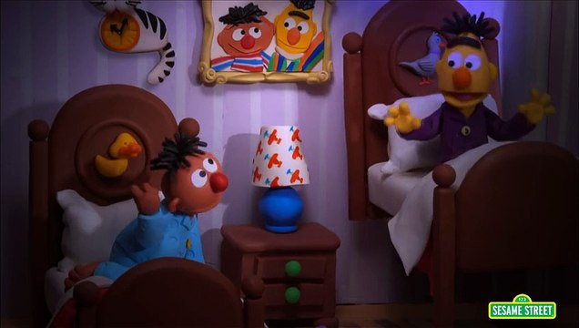 Sesame Street: Bert and Ernie Find An Amazing Frog (Bert and Ernie\\\'s Great Adventures)