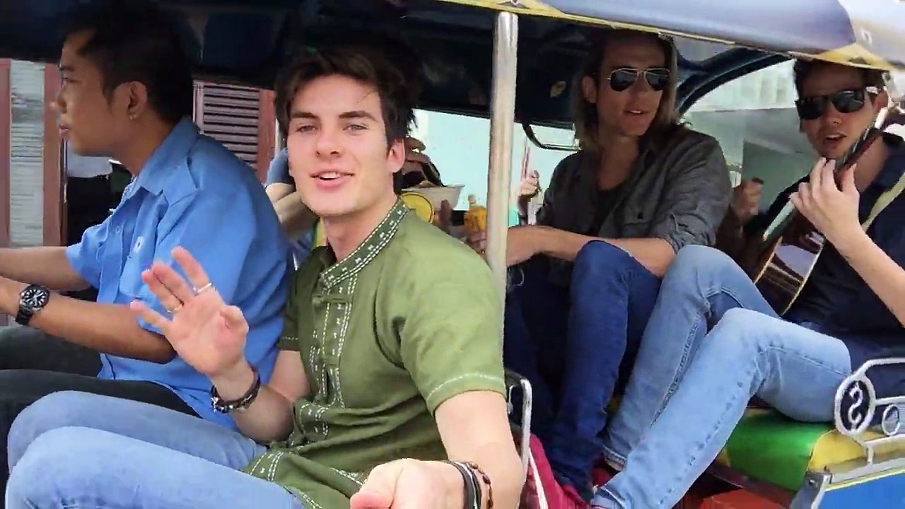 DVICIO IN TUK TUK [THAILAND 2016]