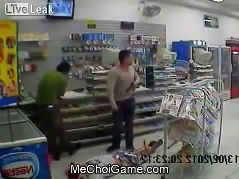 Tên cướp bị cảnh sát bắn hạ tại một siêu thị
