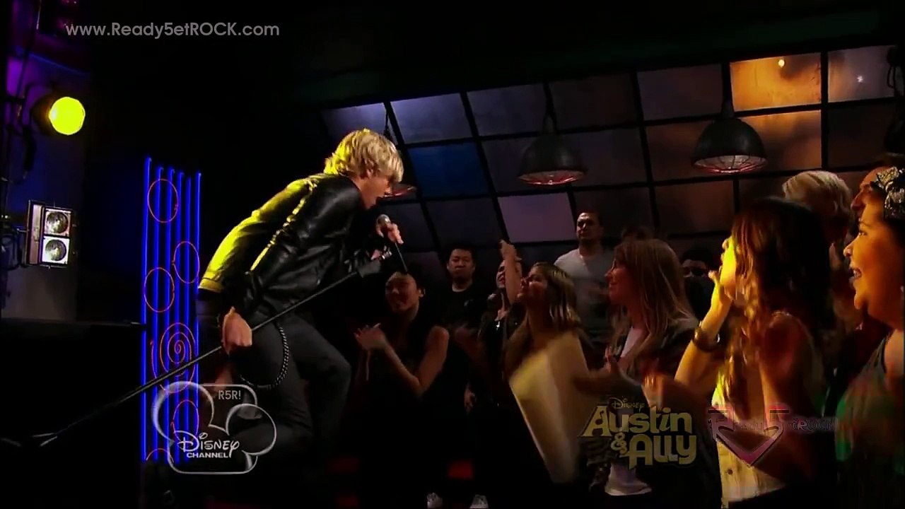 Austin Moon (Ross Lynch) - I Got That Rockn Roll [HD]