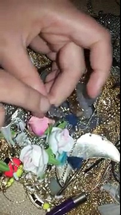 Amazing lot of tangled fashion jewellery lots of interesting items!! Treasure!! (Funny Videos 720p)