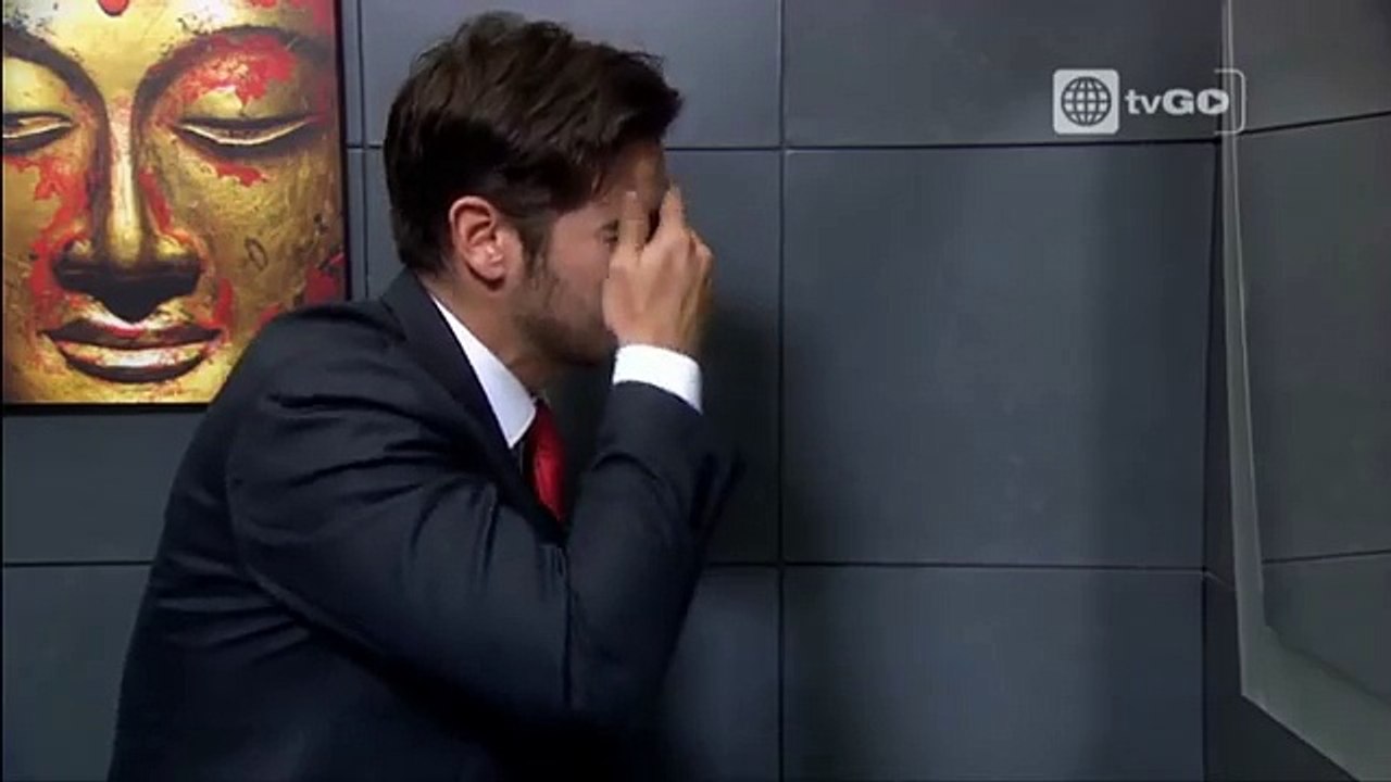Al Fondo hay Sitio: Nicolás le pide una señal a Grace - 02/10/2015