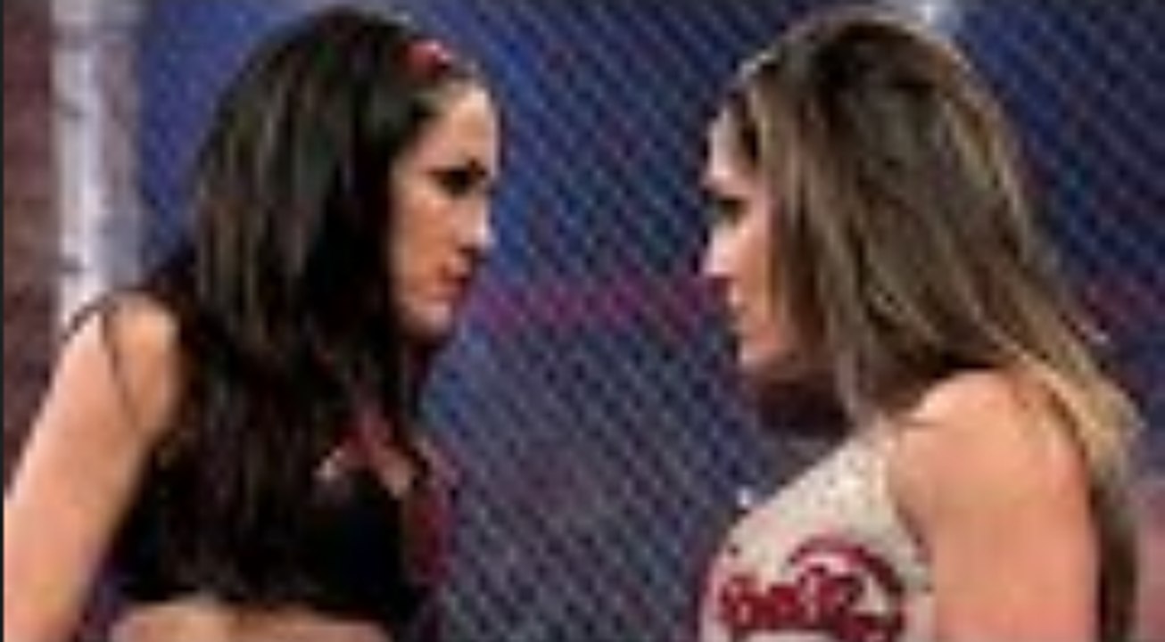 Womens Wrestling Weekly #18 Divas Hell in a Cell - Total Divas Championship - Brie Bella Handicap - Bayley vs Charlotte