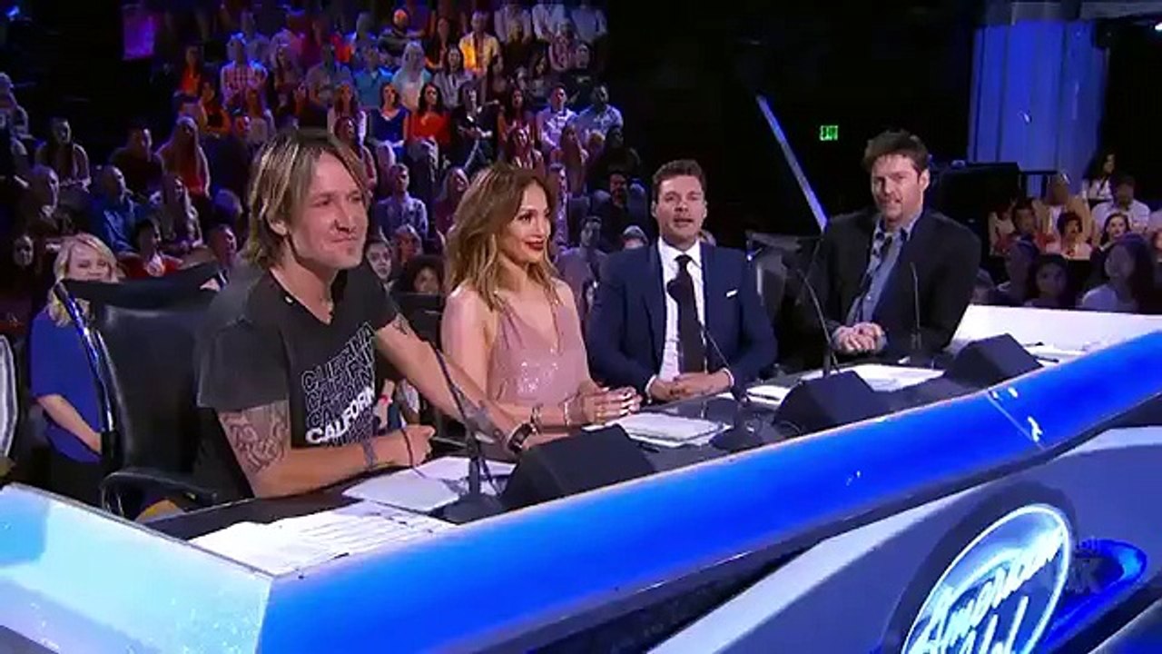 Kelly Clarkson - Piece By Piece - Top 10 Finalists - American Idol