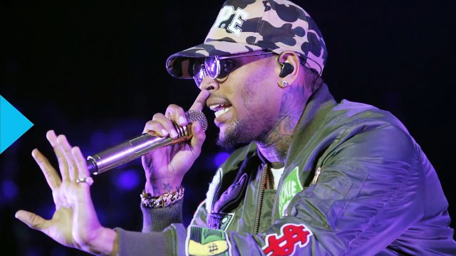 Chris Brown Rips His Pants On Stage During Concert