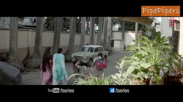 AISA KYUN MAA Video Song