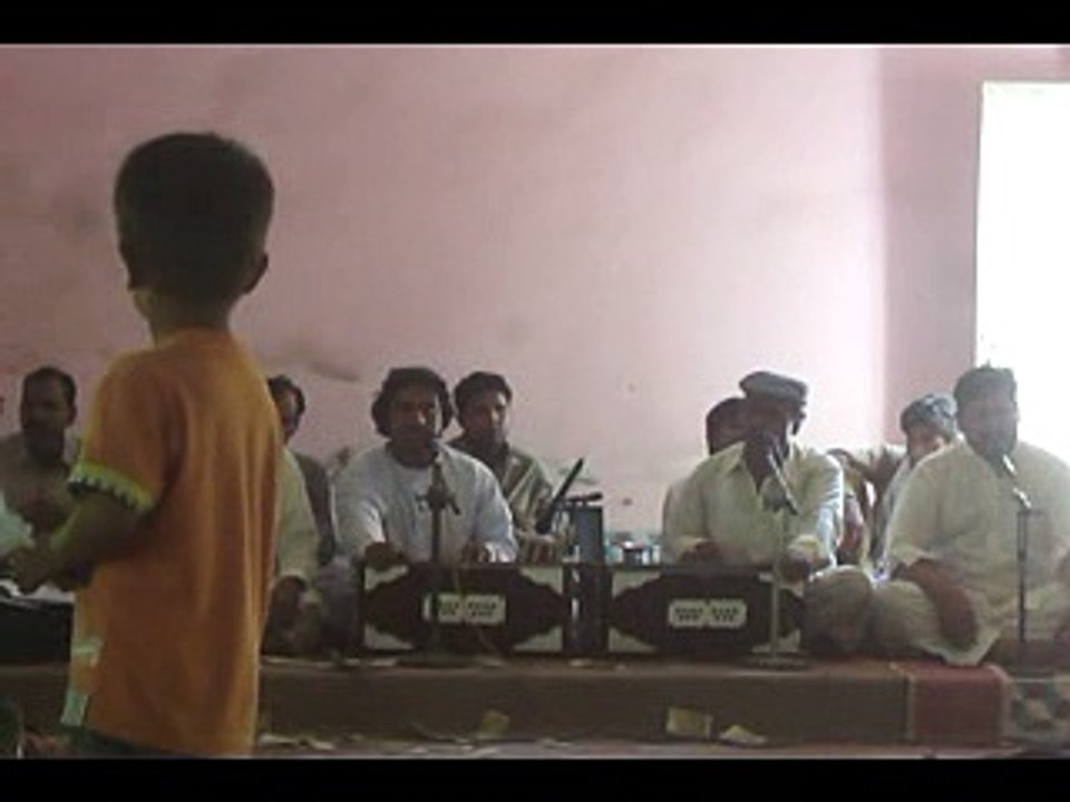 A nara headar dala Uras Apan ge Sarkar Allah look qawwal   -DSF-13-09-2015_xvid